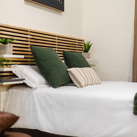 Central Studio Apartment Малага Екстер'єр фото