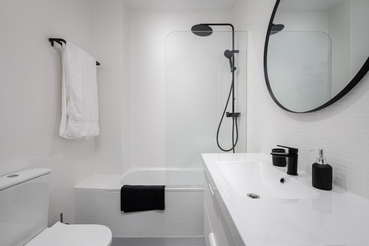 Central Studio Apartment Малага Екстер'єр фото