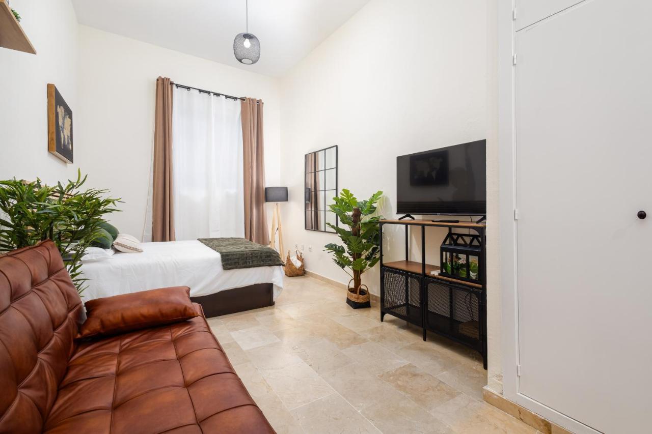 Central Studio Apartment Малага Екстер'єр фото